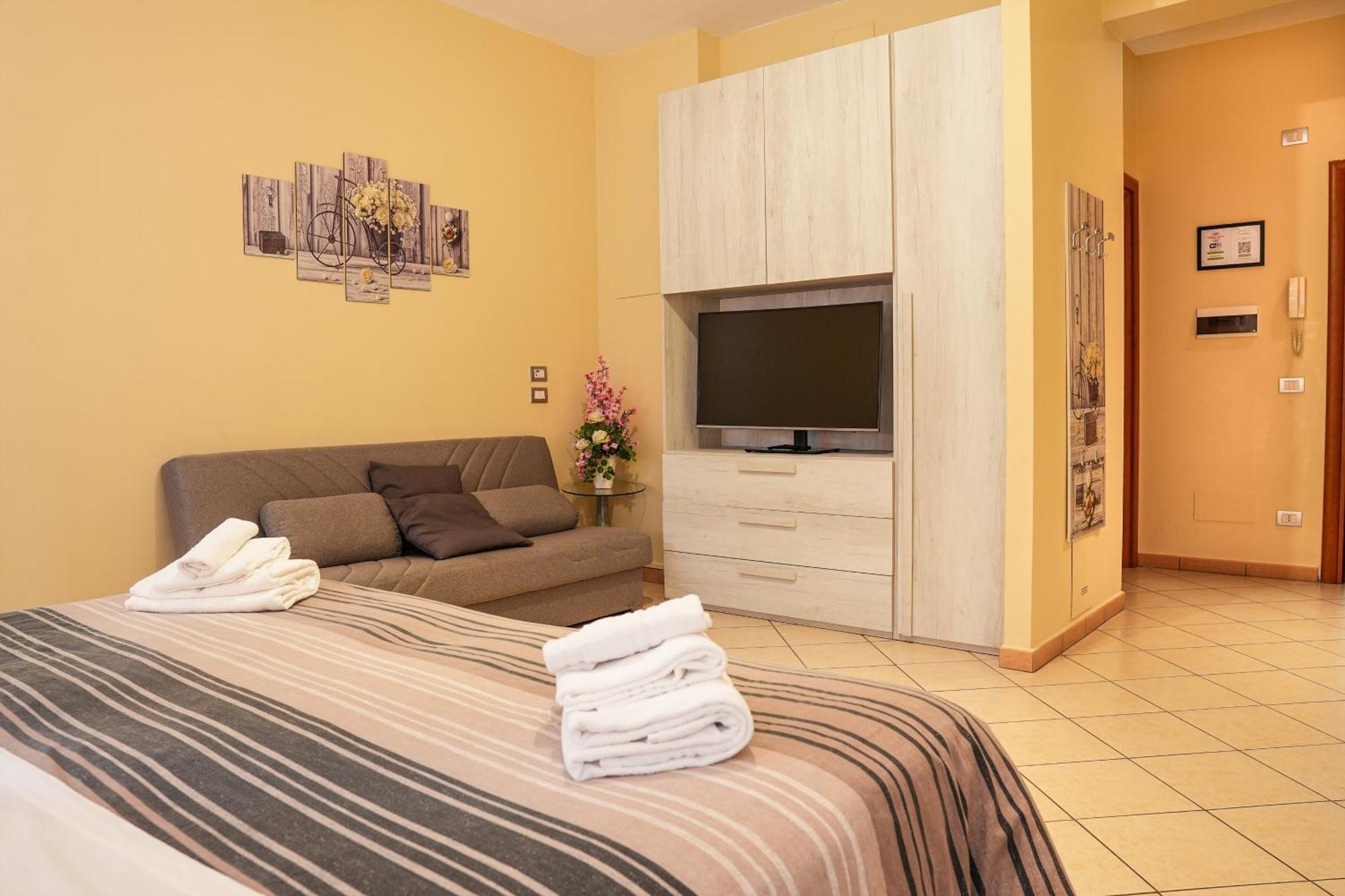 Smart Hotel Ferrara Eksteriør bilde