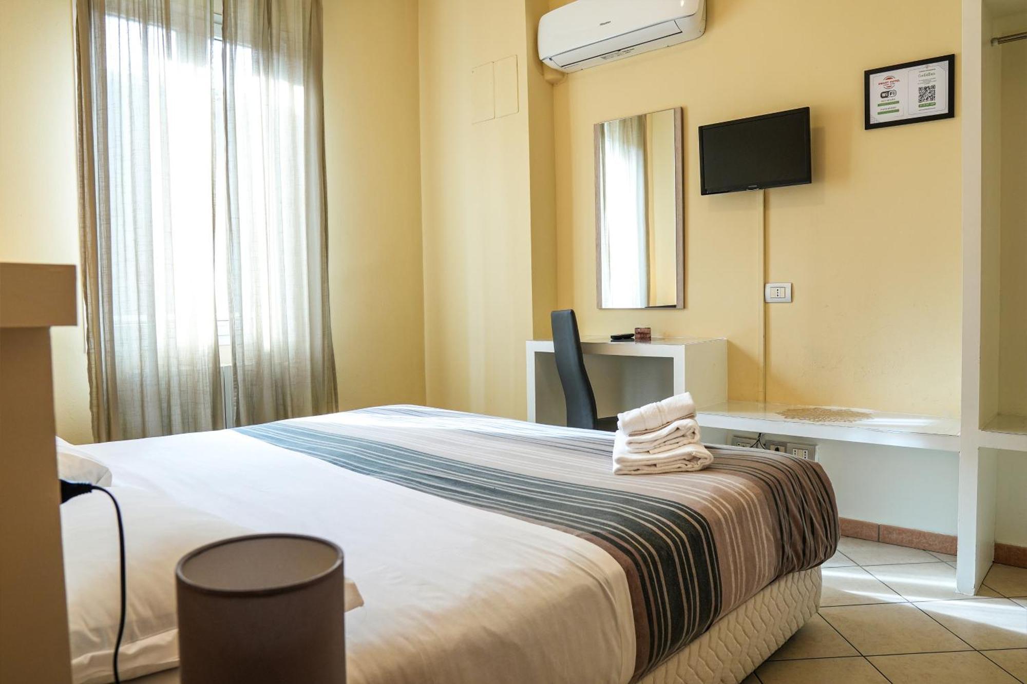 Smart Hotel Ferrara Eksteriør bilde